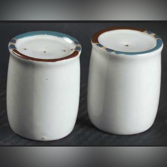 Dansk Other - Dansk Mesa White Sand Salt & Pepper excellent Condition. No chips or cracks.